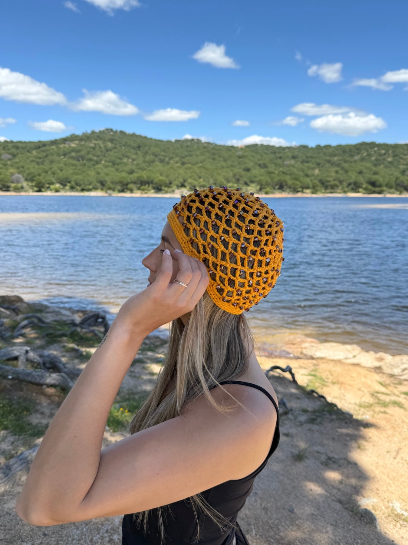 Gorro crochet amarillo